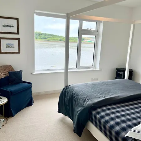 Seaview The Quay Holiday home Westport